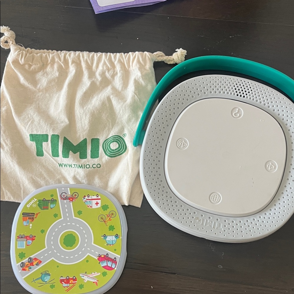 Timio Interactive Audio Player with Discs
